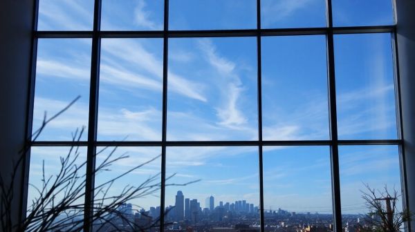 Transformez l'ambiance de votre intérieur avec des skylines urbaines